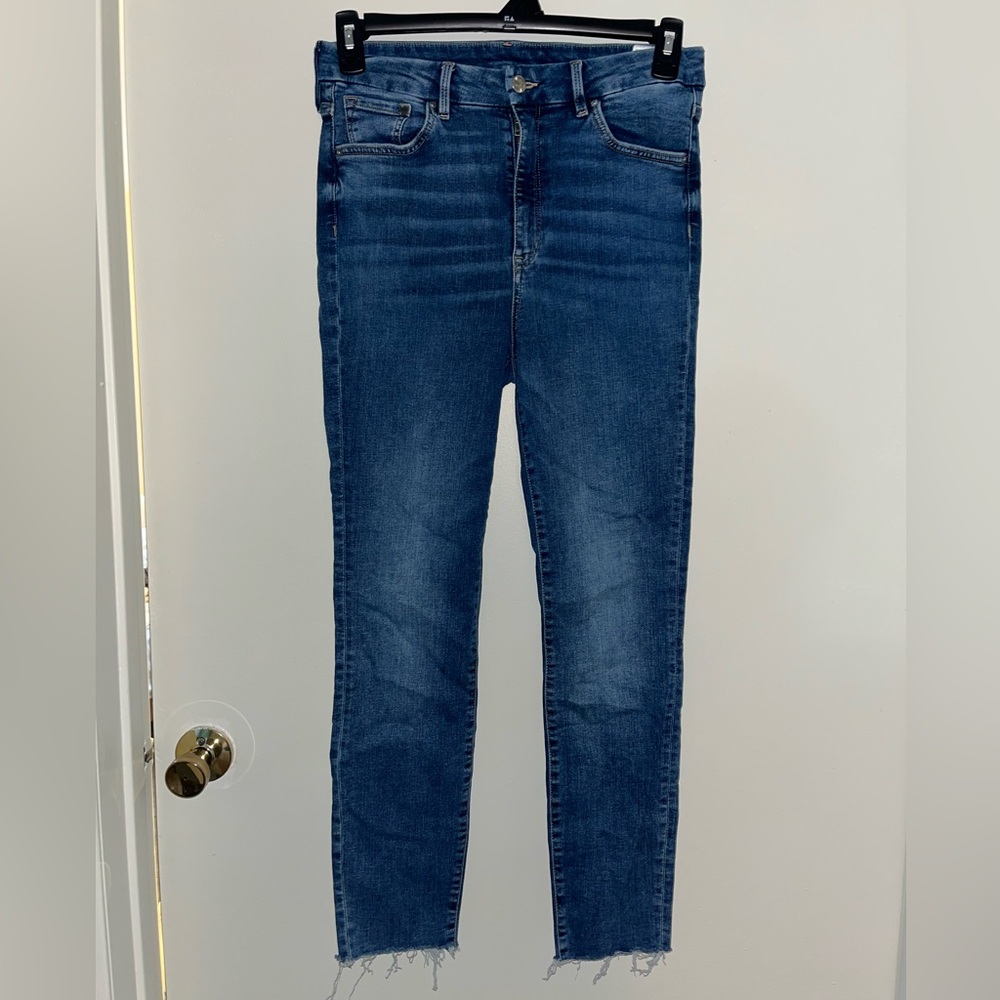 H&M high-rise super skinny Jean